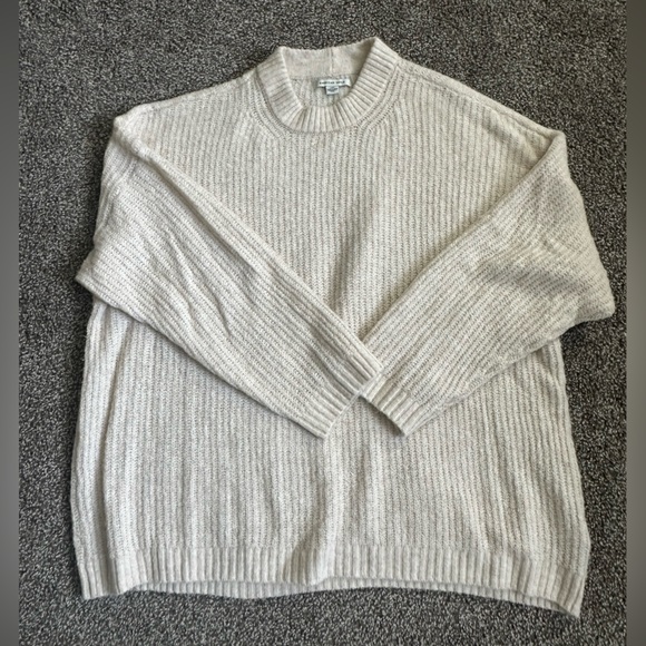 American Eagle Outfitters Sweaters - American Eagle Outfitters Sweater